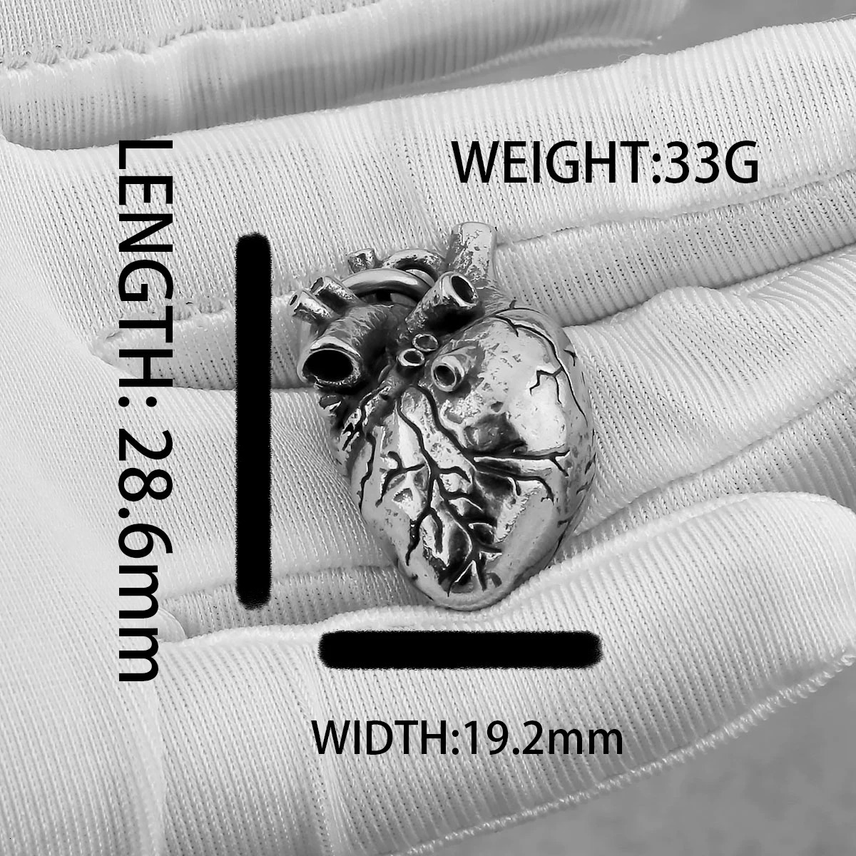 Fashion Minimalist Heart Necklace Men and Women Anatomical Heart Hip Hop Pendant Necklace Vintage Charm Stainless Steel Jewelry 250805