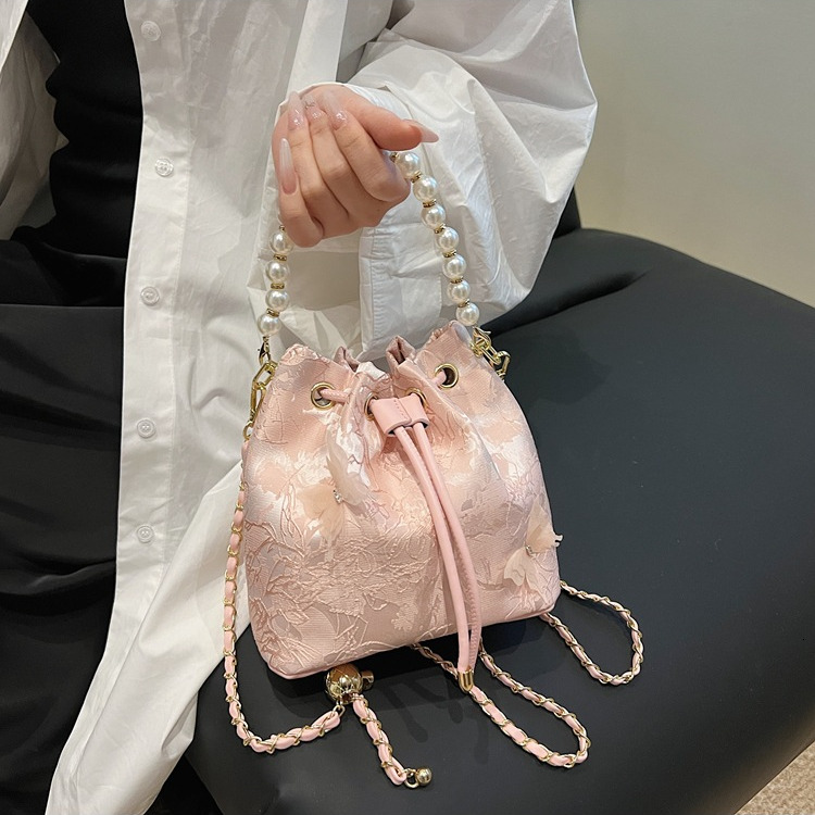 Free Shipping Designer Luxury New Chinese Style Single Shoulder Bag Women's Pearl Handbag Fashion Crossbody Bag Cheongsam Style Embroidered Handb