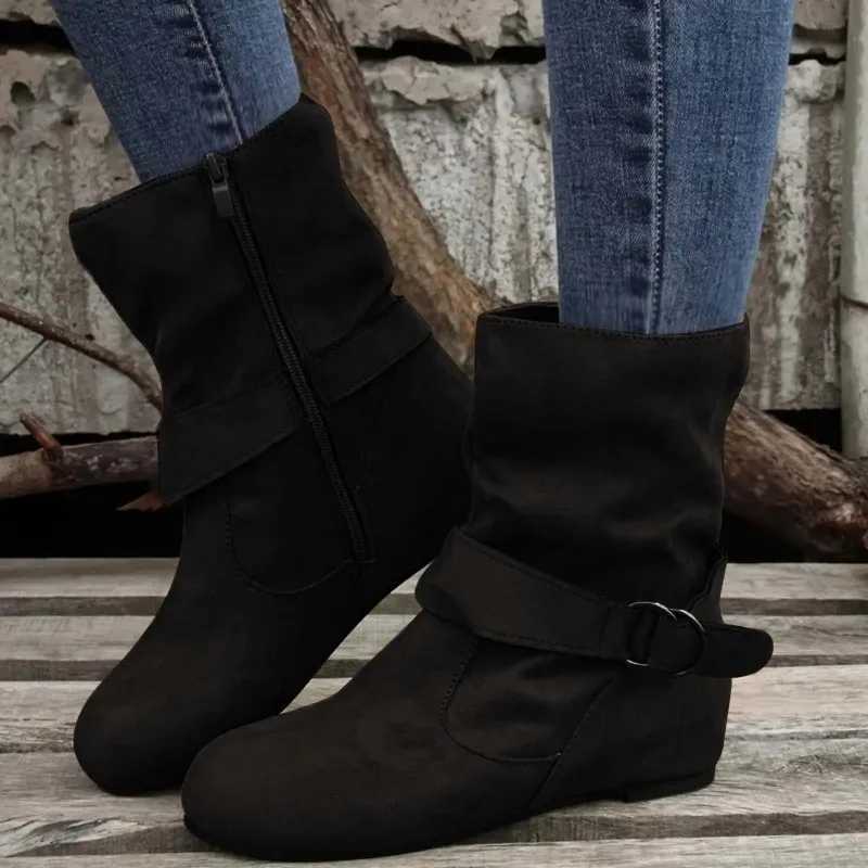 2024 New Simple Commuting Round Toe Leather Boots Flat Bottomed Belt Buckle Womens Shoes XJ250807