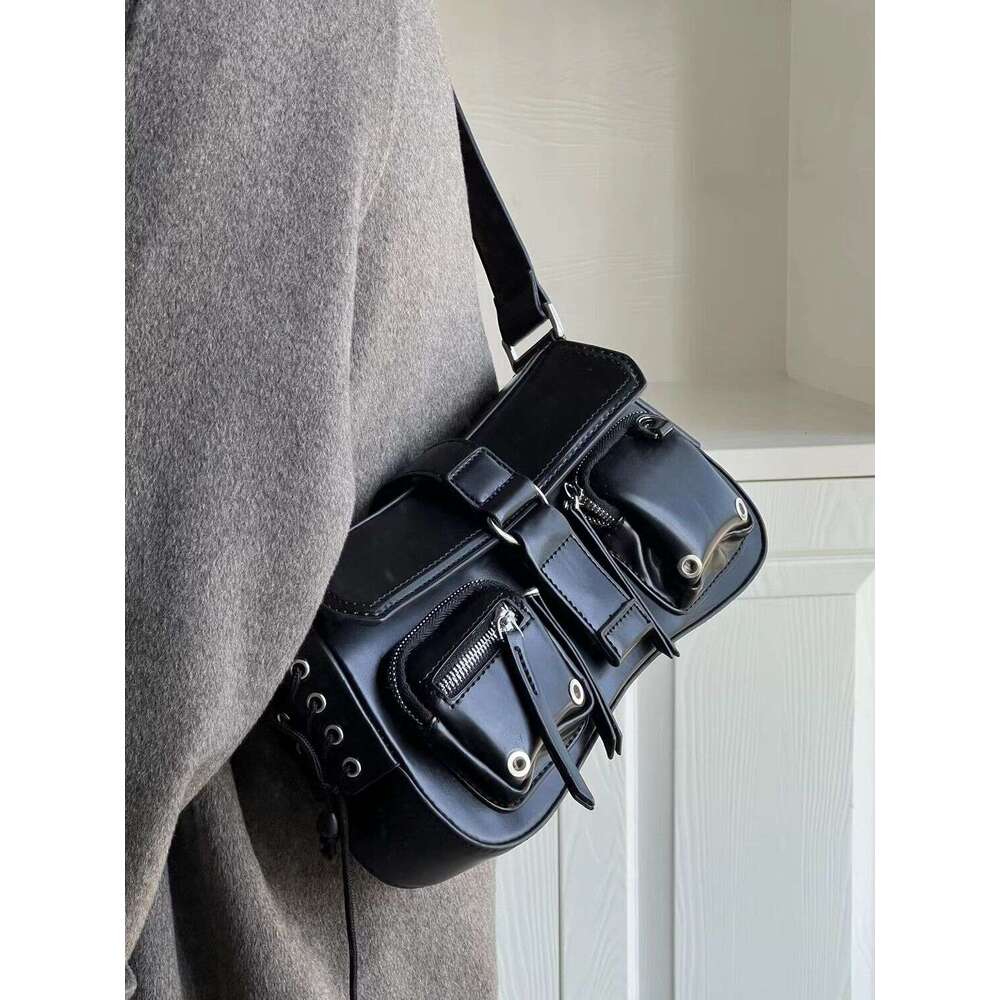 Designer Bag Tote bag Shoulder Bag Niche Design Trendy Cool Hot Girl Underarm Baguette For Women New High End Versatile Motorcycle