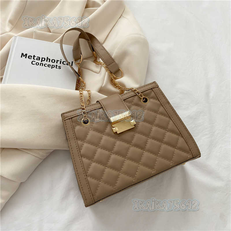 Summer Leisure Bag 2021 New Fashion Armpit Shoulder Bag Texture Chain Womens Bag Simple Handbag H250806