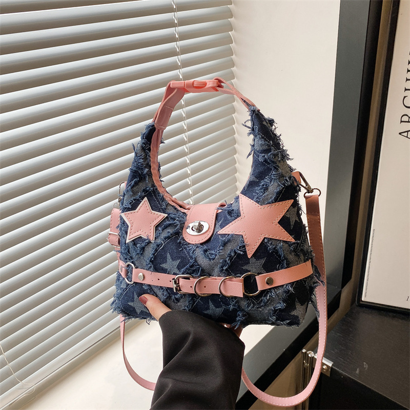2025 Fashion personality sexy female celebrity new casual denim chain trend handbag women s shoulder bag designer bag women s shoulder bag women s cro