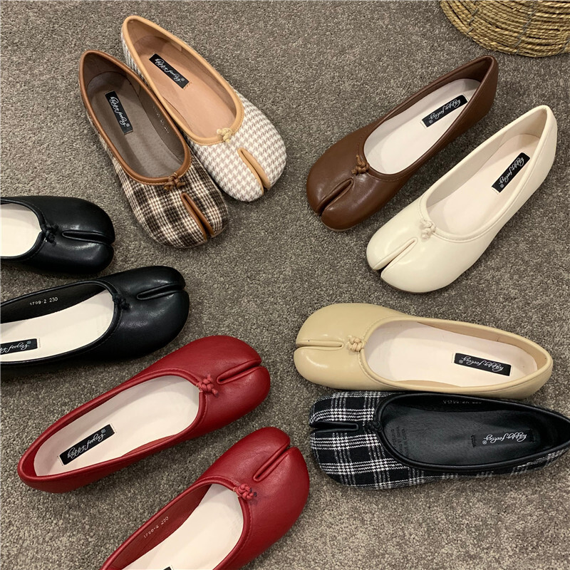Women's Le Fu shoes 2025 new style split toe pig hoof shoes designer horseshoe shoes flat shoes single shoes