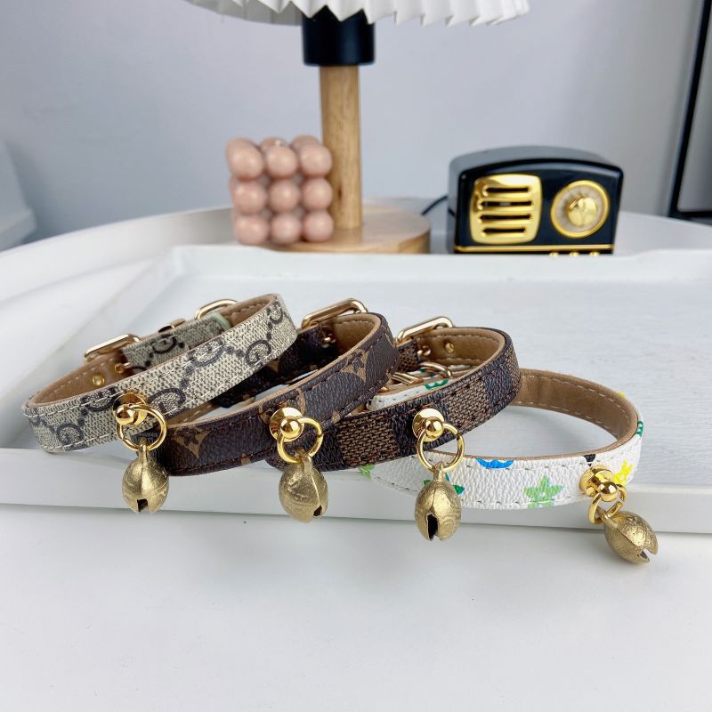 Luxury Dog Collar with Bell and Dog Tag Classic Design Adjustable Leather Pet Collar and Leash for Small Medium Dogs, Lightweight for Daily Use B311