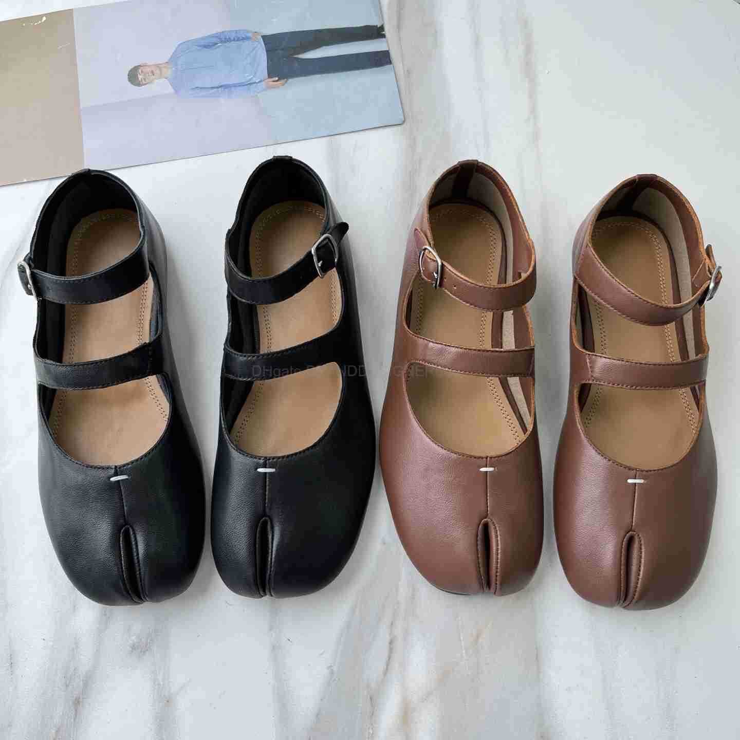 MM6 Unlabeled New Mary Jane Shoes for Women Flat Shallow Mouth Color Block Split Toe Single Shoes Two Straps Ballet Shoes