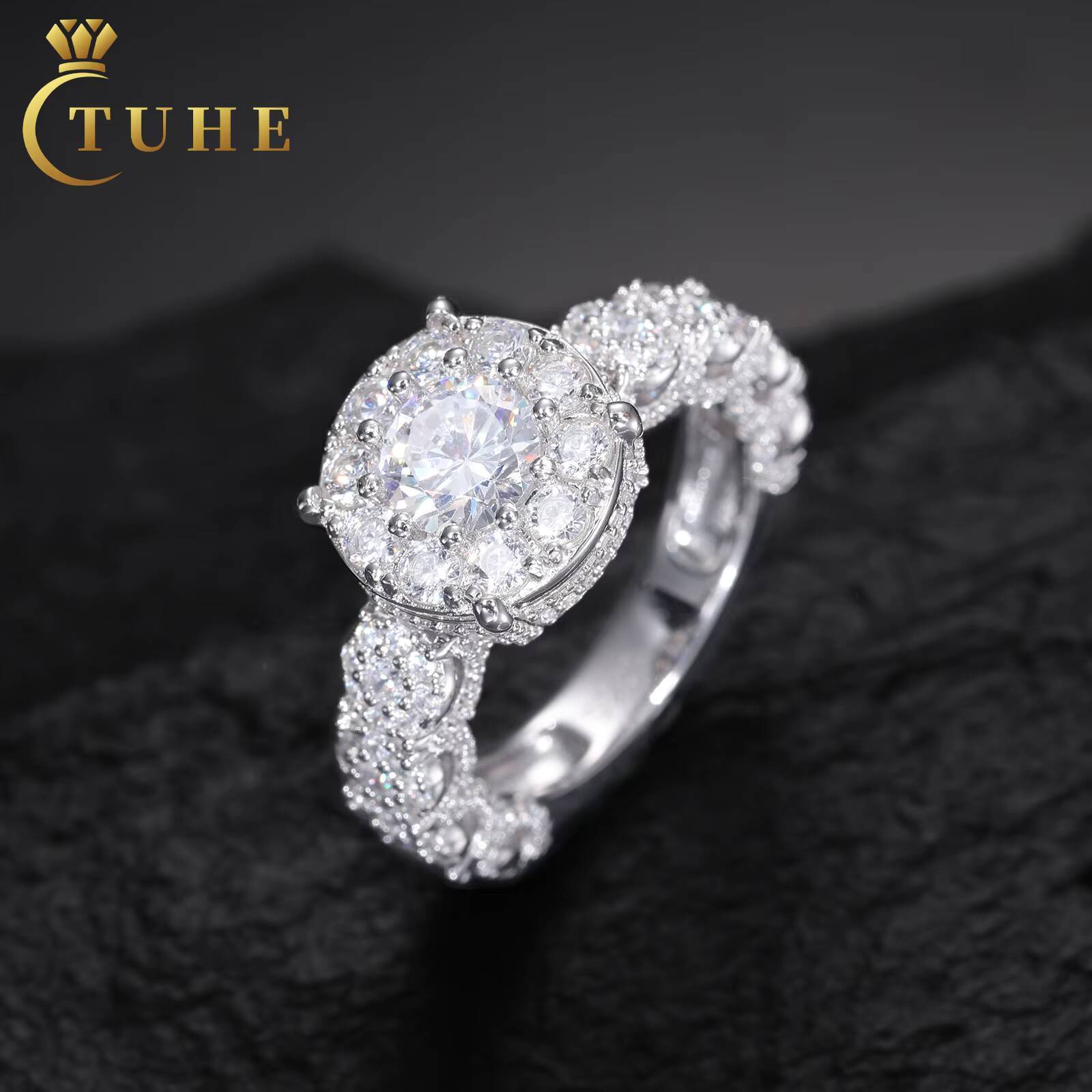 Wholesale Sparkling Wedding Jewelry White Gold 925 Sterling Silver VVS Moissanite Diamond Halo Engagement Ring for Men Women
