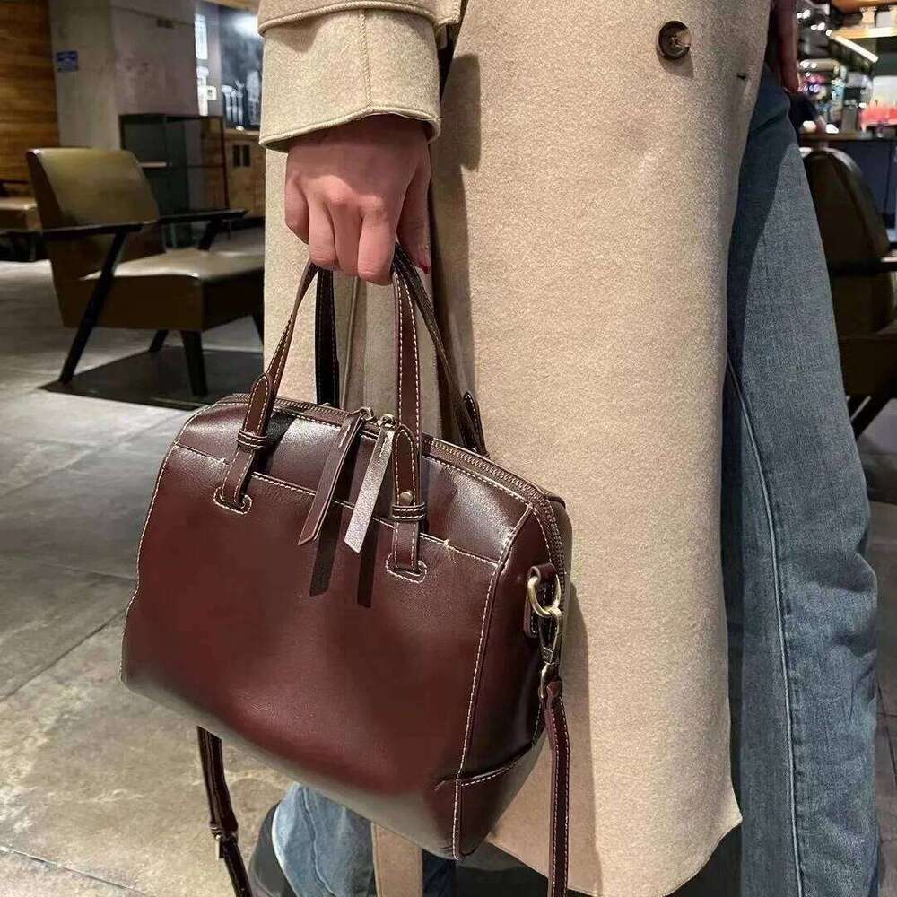 2025 Vintage Geniune Leather Pillow Woman Top-Handle High Quality Work Briefcase Shoulder Crossbody Bag Large Capacity 20250805