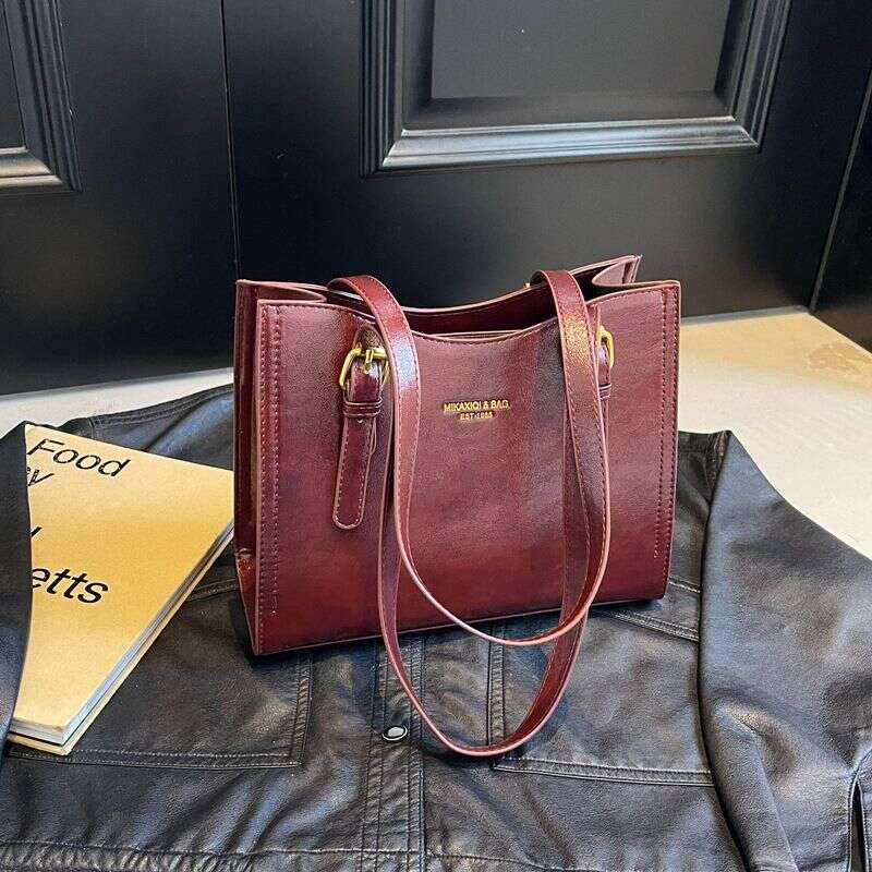 Korean Version Commuting Large Capacity Single Shoulder B, Women's 2025 Autumn And Winter New Fashion Versatile Tote