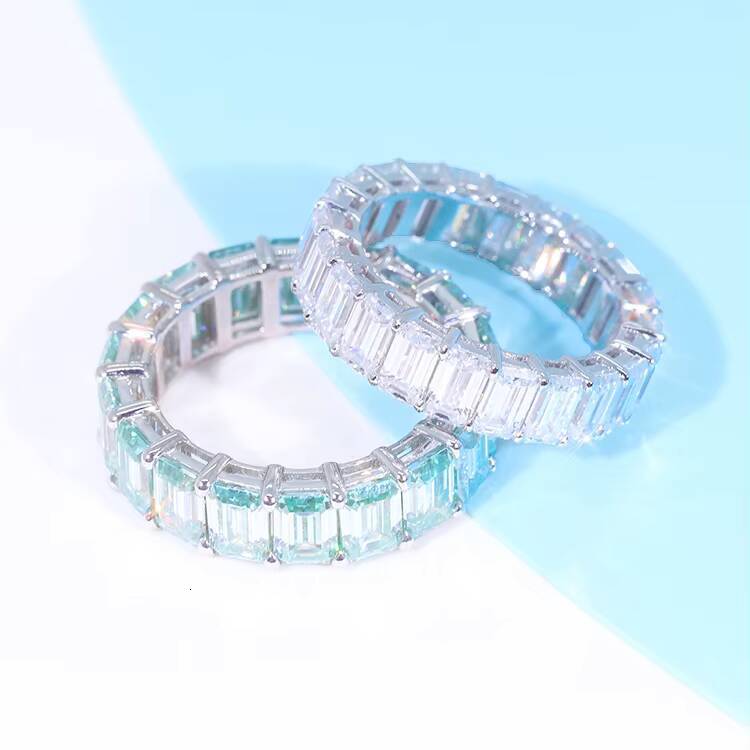 Design High Quality Classical Ring 18K White Gold with VVS baguette Moissanite Diamond Ring for Hiphop Jewelry Gift