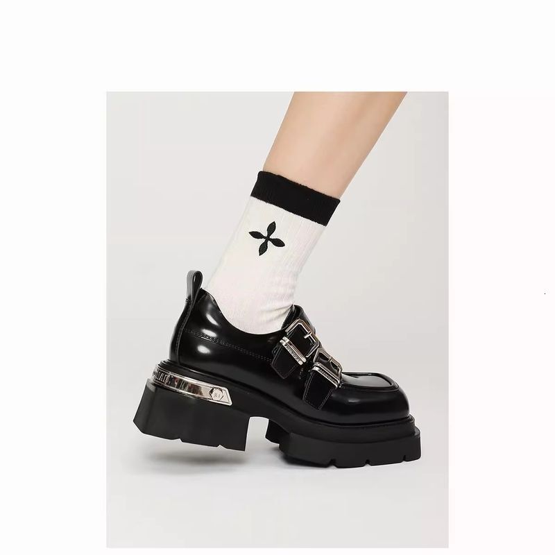 2025 new Le Fu shoes punk thick soled shoes designer small leather shoes with added sponge cake shoes