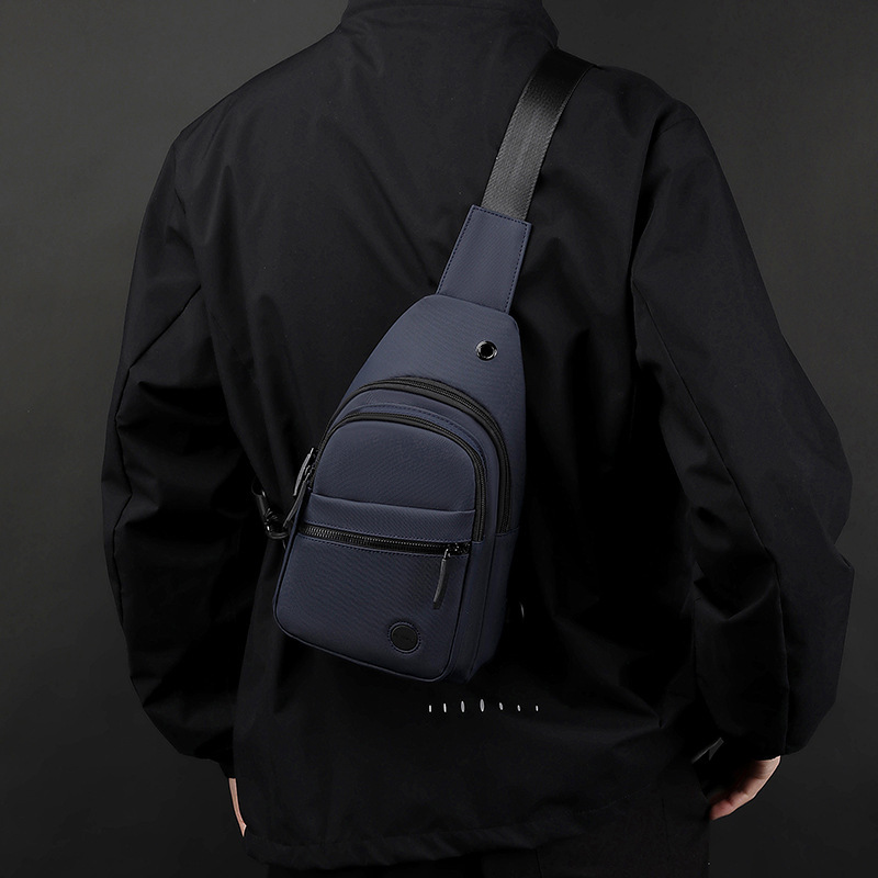 Free Shipping Designer Luxury New Outdoor Daily Chest Bag Niche High-end Men's Crossbody Bag Fashion Shoulder Bag Casual Mini Handbag