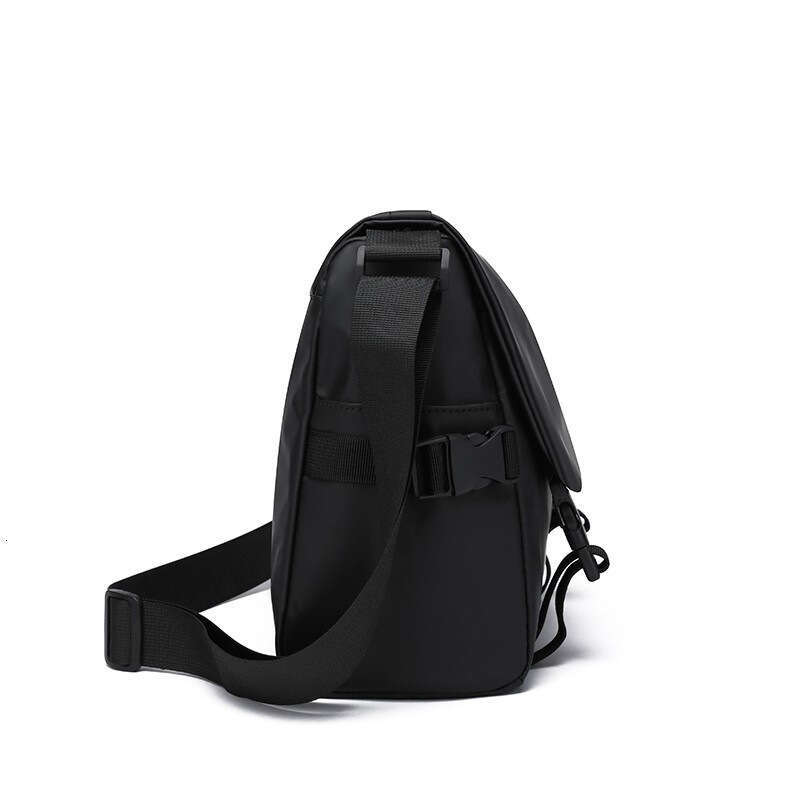 New Men's Casual and Trendy Nylon Large Capacity Messenger Bag, Crossbody Functional Shoulder Bag