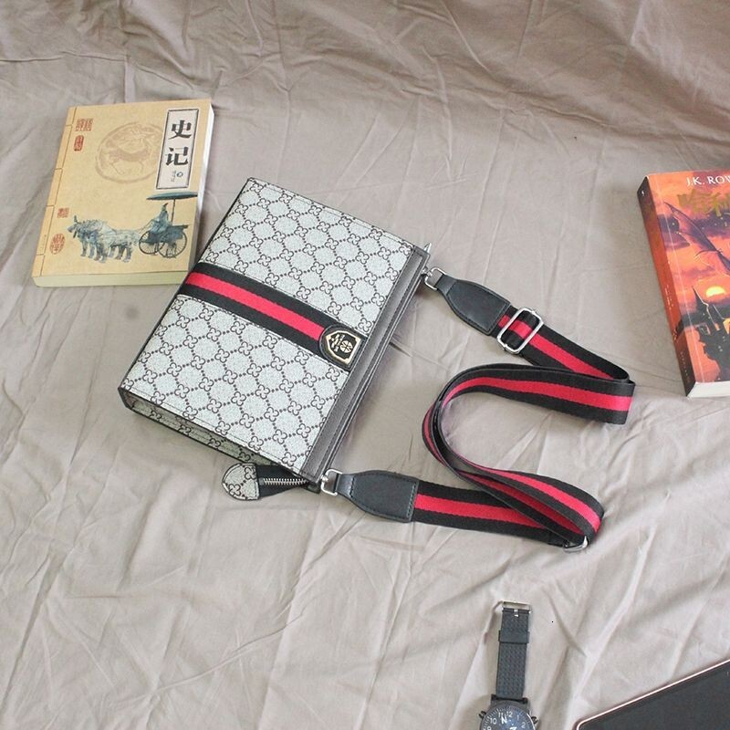 Free Shipping Designer Luxury European And American Style Retro Clip Bag Men's Single Shoulder Soft Leather Large Capacity New Personalized Strip