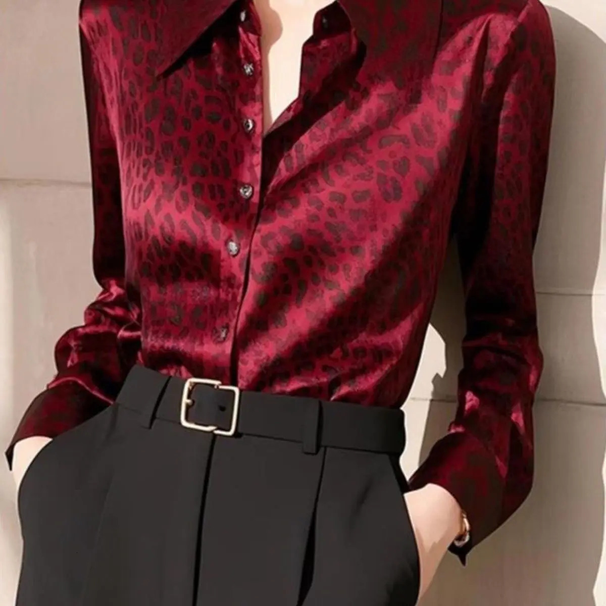 Temperament Leopard Pattern Red Satin Shirt Spring Autumn Casual Loose Commuting Cardigan Tops Fashion Clothes for Women 250806