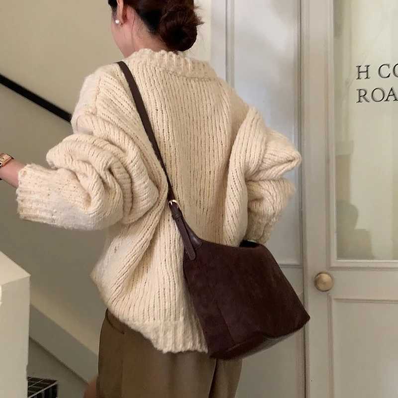 Women Suede Fashionable Solid Color Simple Casual Commuter Bag Large Capacity Vintage Womens Handbag Z250807