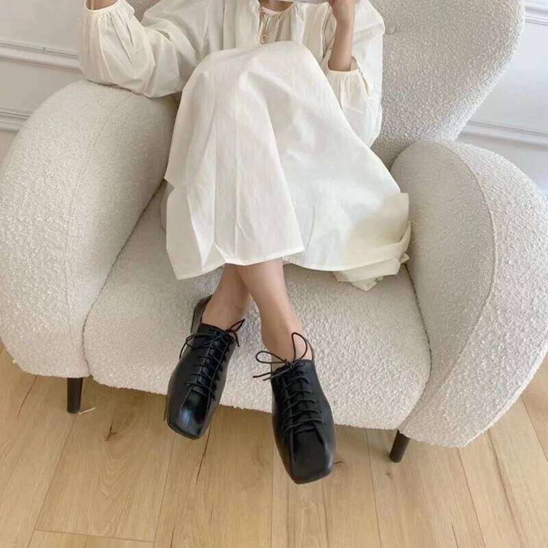 Women's Sneakers Summer 2025 Shoes Woman-shoes New Casual Roses PU Lace-Up Low Rubber Basic Cross-tied Leisure designer Spring Square