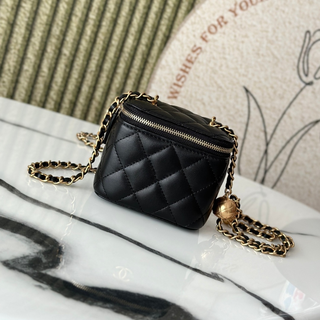 10A designer vanity One shoulder fashionable Designer makeup women's Diamond checkered versatile boxed Handbag crossbody bag 66014