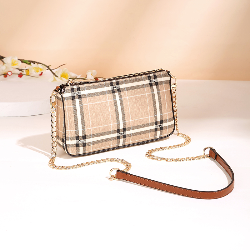 MKF designer bag free shipping Classic high-quality letter printed shoulder bag retro light luxury fashionable womens handbag