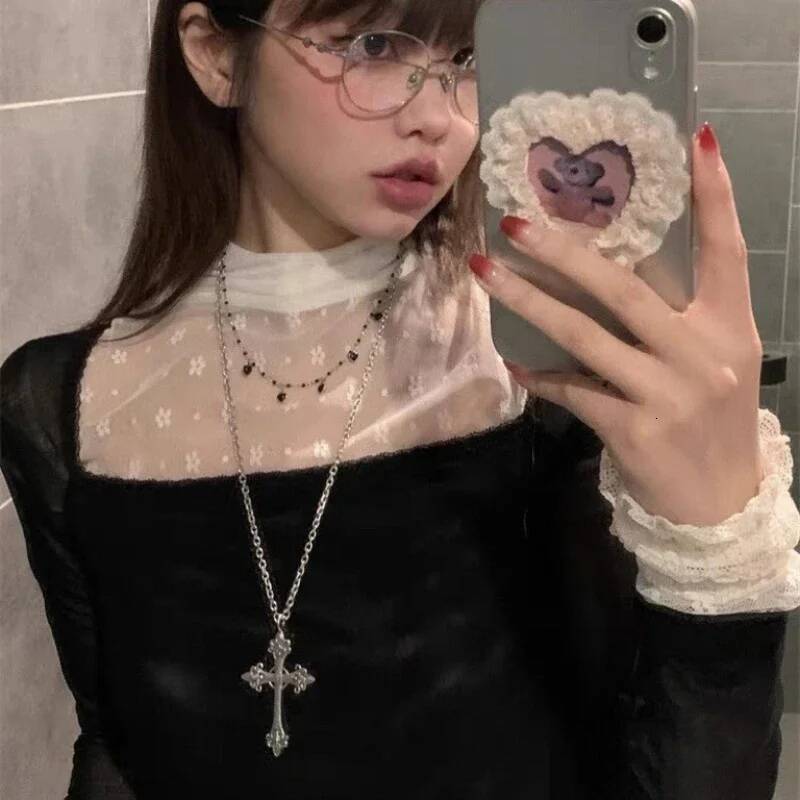 WANZHI New Goth Rose Cross Pendant Necklace for Women Large Sier Carved Sweater Chains Choker Fashion Jewelry Accessories Jewelry for Women