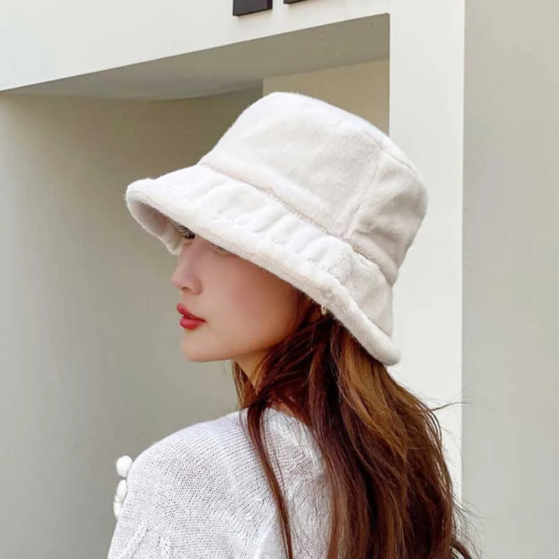 Korean Lamb Faux Fur Bucket Hat Lady Winter Warm Soft Panama Hat Outdoor Fisherman Cap For Women Solid Color Beanie Bonnet 250806