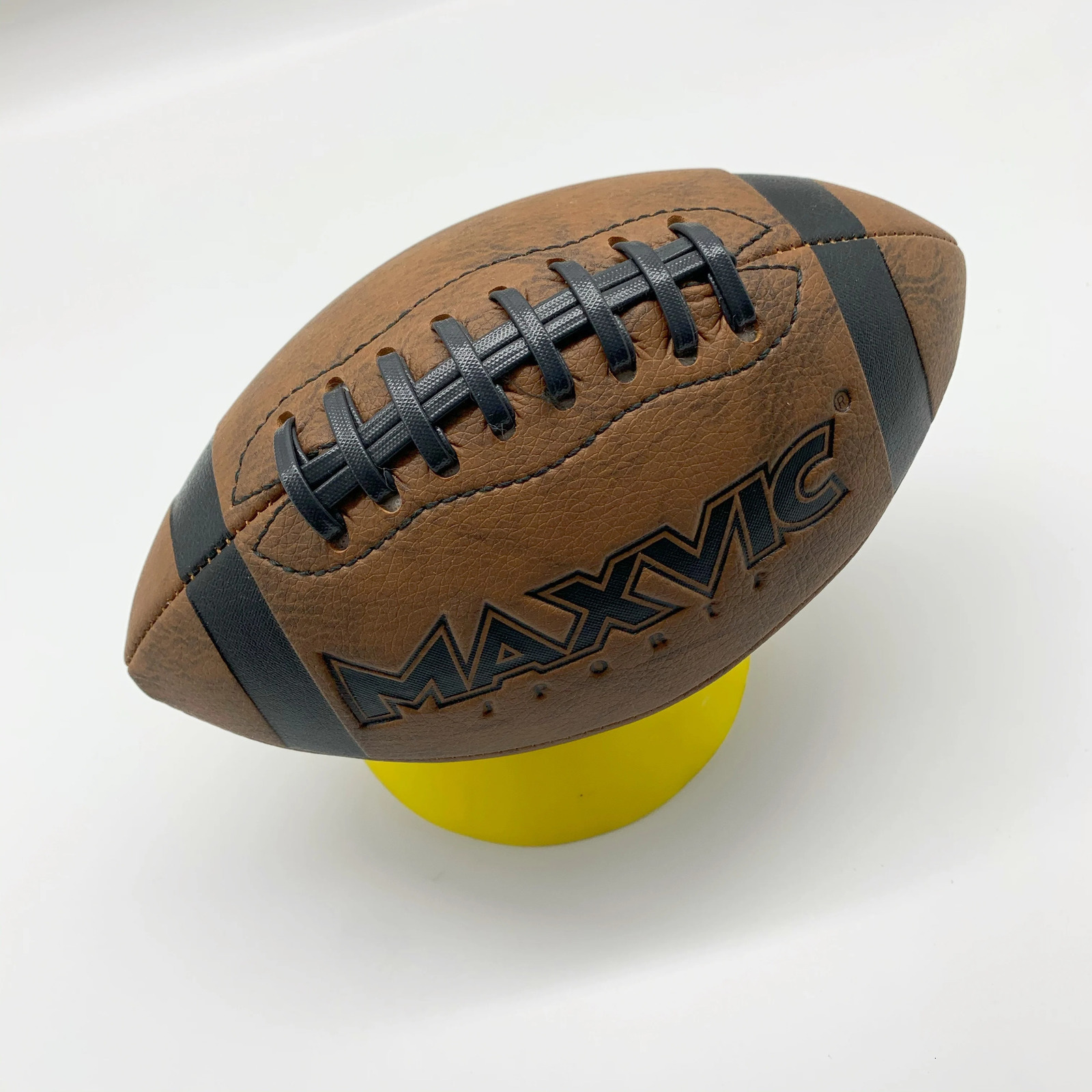 Standard Size 3 6 9 American Football Pure Retro Can Be Trained Equipped with Gifts Rugby for Children Adult Training 250729