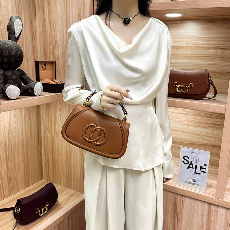 Summer New Fashion Retro Handbag Niche Design High-End Large Capacity One Shoulder Crossbody Saddle Bag
