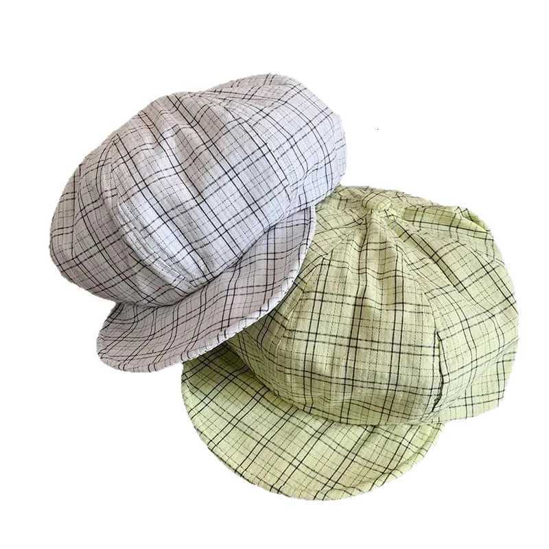 Womens Berets Janese Retro Artistic Plaid Simple Sweet Fashionable Cute Versatile Berets Korean Style Painter Hats For Girls XJ250807