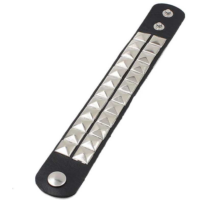 2023 New Gothic Punk PU Leather Bracelet 3 Row Cuspidal Spikes Rivet Chains Bracelet for Women Mens Friends Jewelry W250807