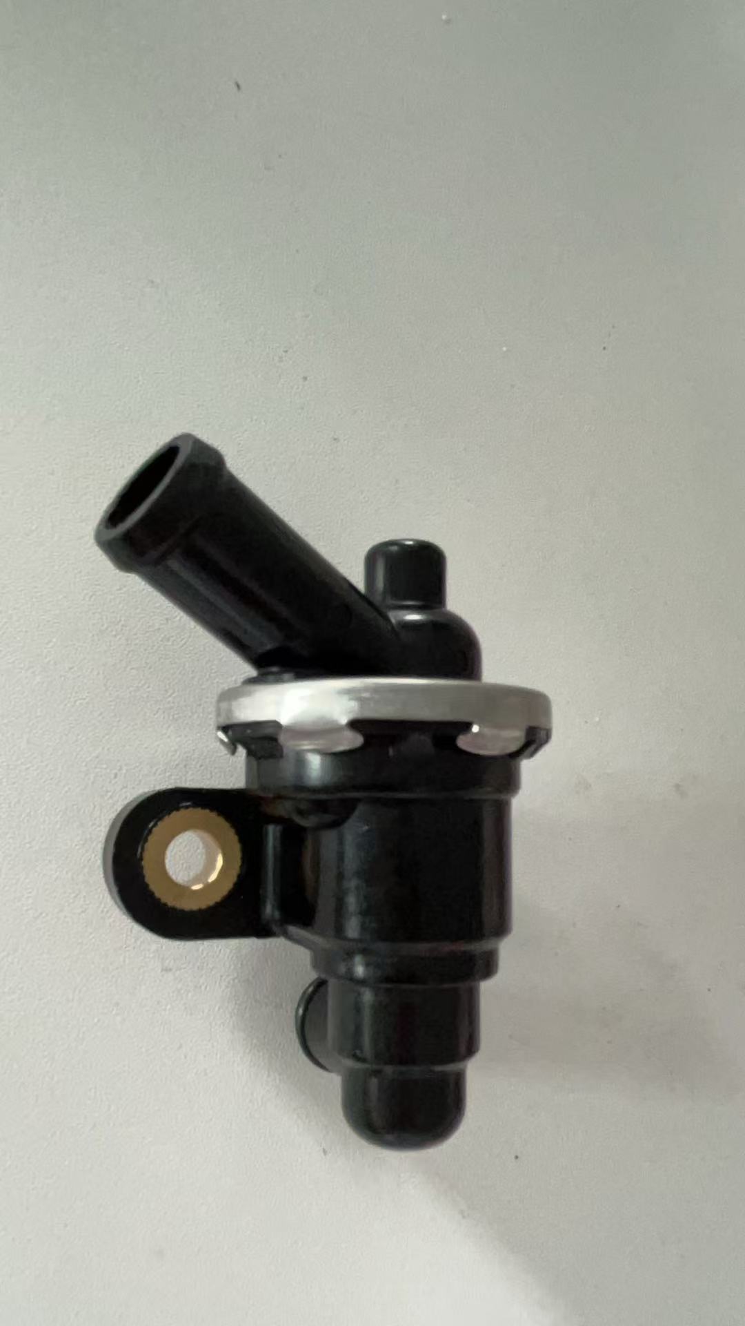 Efficient Vehicle Maintenance with Durable Metal Thermoregulator