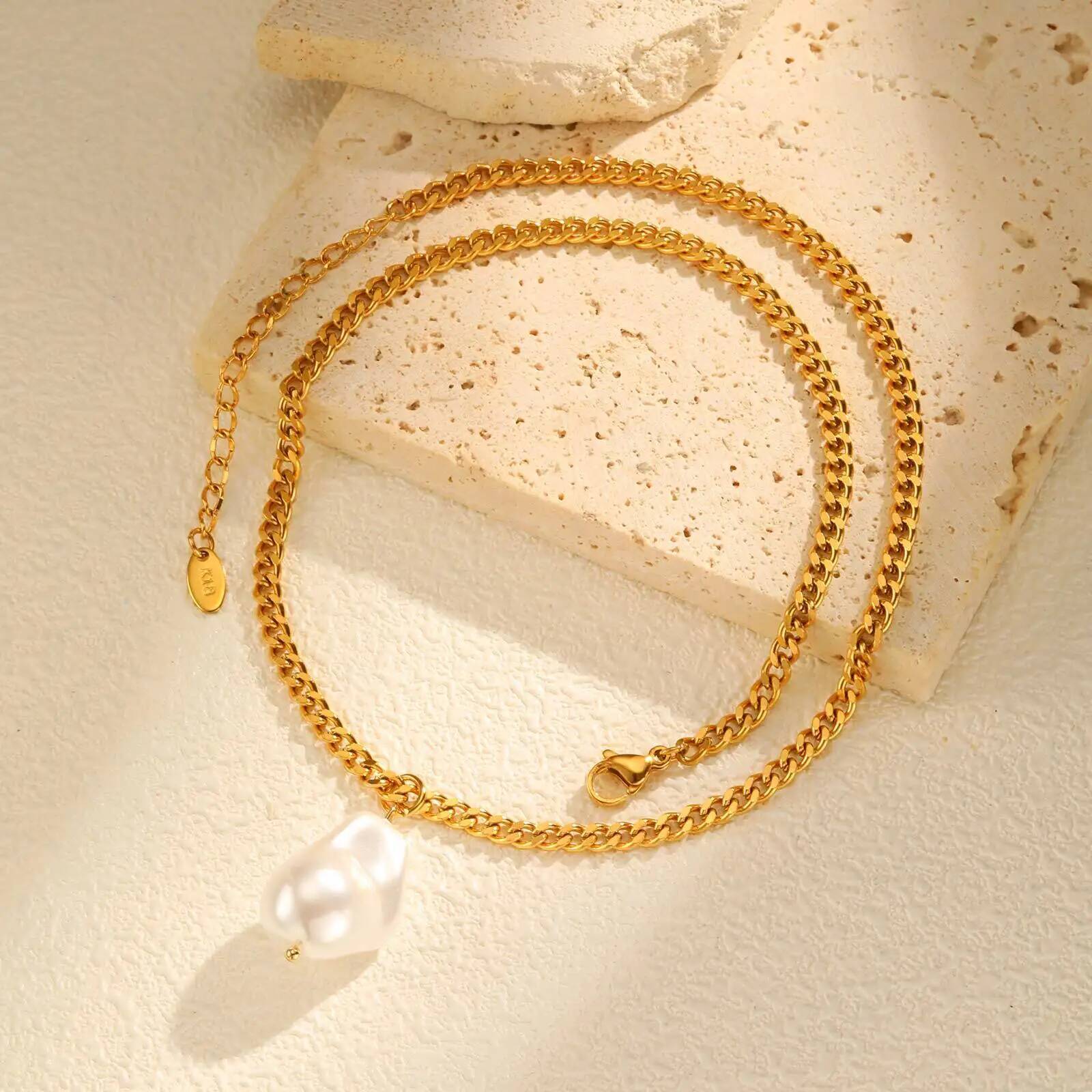 Vnox Fashion Irregular Simulated Pearl Pendent Necklace Stainless Steel Coarse Chain Simple Neck Jewelry For Women Daily Jewelry for Women