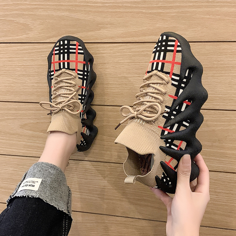 new Spring breathable single shoes for summer and autumn octopus-themed flat-soled mesh soft-soled sports shoes