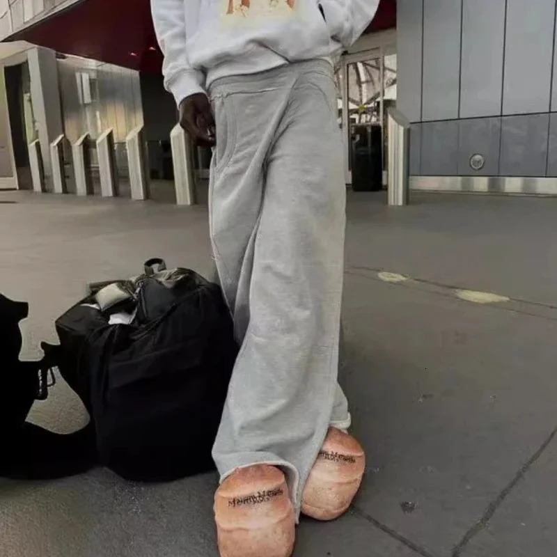 Deeptown Baggy Women Gray Sweatpants Oversized Korean Fashion Jogger Basic Pants Men Hip Hop Streetwear Casual Harajuku Trousers 250805