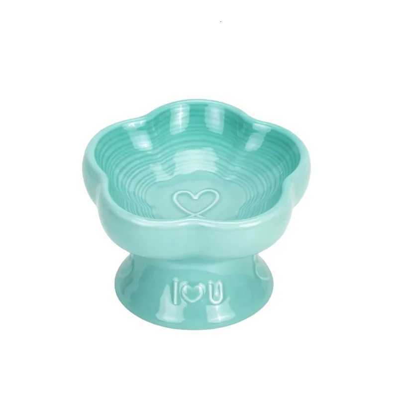 Fashion Ceramic High Footed Pet Bowl Heart-shaped Slanted Mouth Neck Protection Splash Proof for Dogs Cats Pet Accessories Y250806