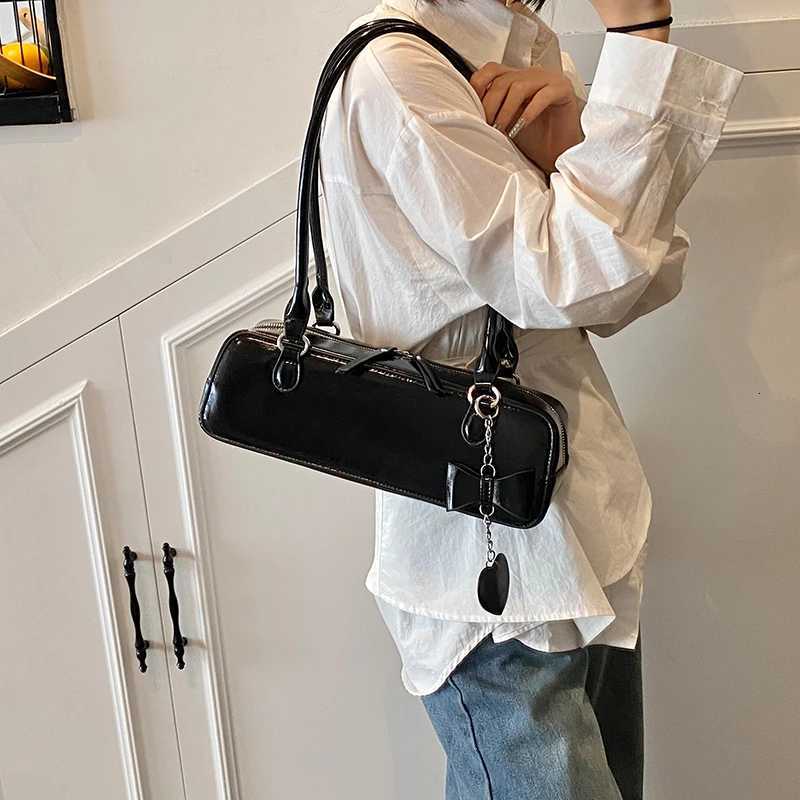 Leftside Small PU Leather Underarm Bags for Women 2025 Spring Y2K New Trend Fashion Shoulder Tote Bag Handbags and Purses Z250807