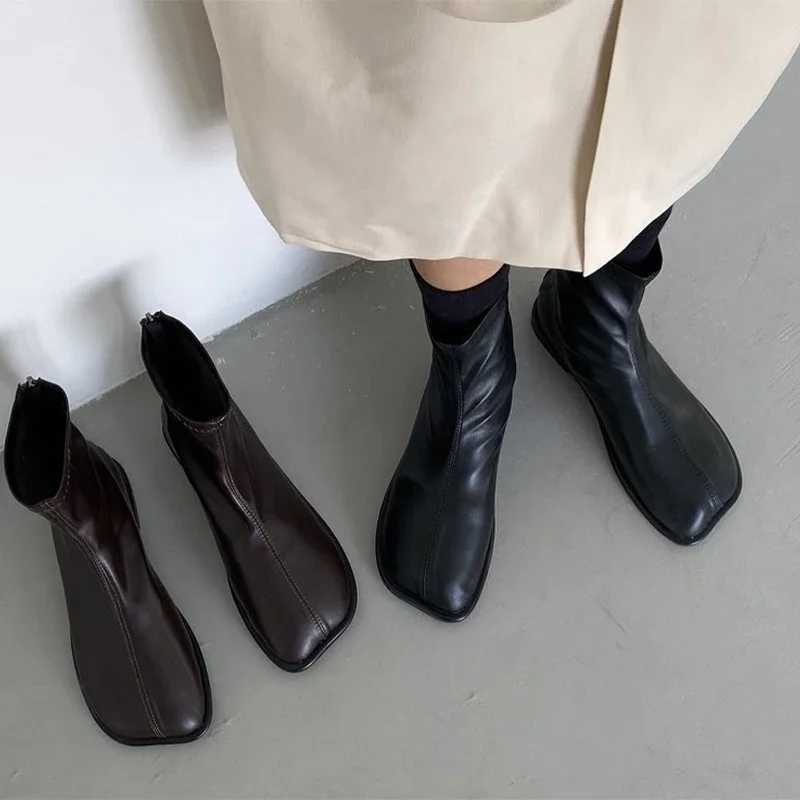 Women Leather Ankle Boots Flats Square Toe Designer Shoes Trend New Snow Boots Walking Goth Chelsea Boots Zip Female Shoes XJ250807