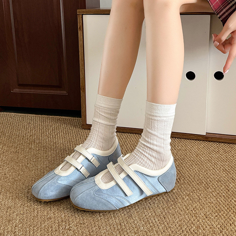 2025 New Women's Flat Shoes Ballet Dance Training Shoes Designer Round Head Single Shoes
