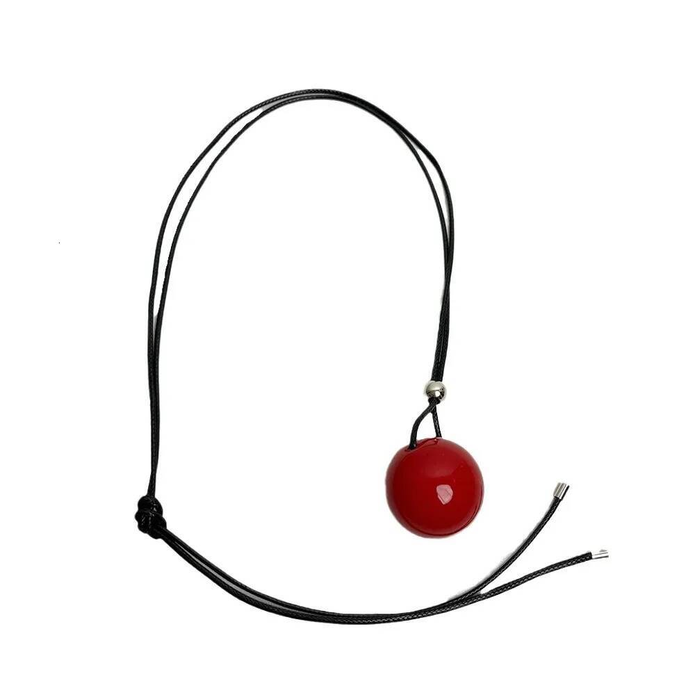 New Minimalist Metal Geometric Ball Pendant Necklace for Women Design Sweater Chain Trendy Accessories Jewelry for Women