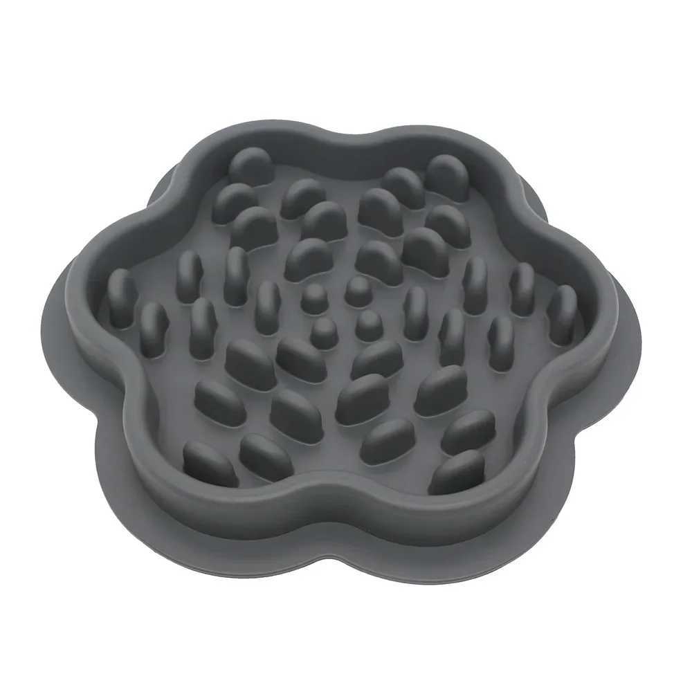 Pet Products Mat For Dogs Cats Slow Food Bowls With Suction Cup Feeding Food Silicone Lick Pad Dog Slow Feeders Treat Dispensing Y250806