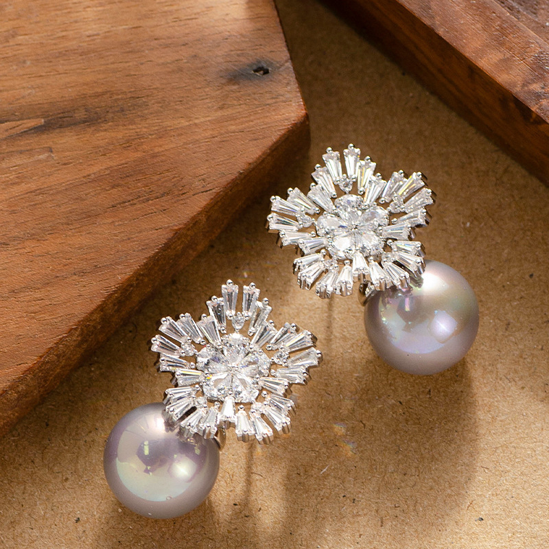 French Style Light Exquisite Inlaid Crystal Zircon Snowflake Pearl Earrings for Women Elegant Simple High-end Sier Needle Ear Jewelry