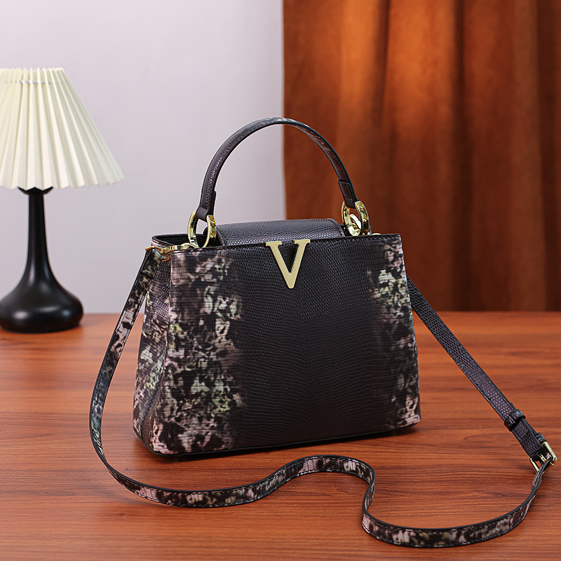 MKF designer bag free shipping Light luxury High quality casual tote bag versatile classic high-capacity fashion handbag for woman