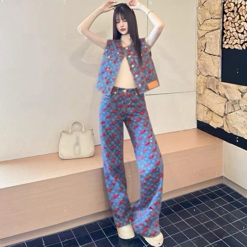 New luxury brand women's clothing designer top paired with denim shorts set, fashionable printed long sleeved denim jacket shirt, high-quality women's clothing