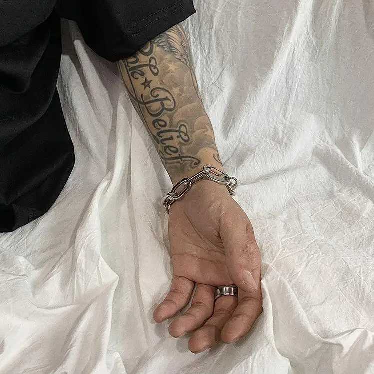 2020 Punk Bracelet Classic Hip-hop Exaggerated Thick Chain New Double Pendant Link Round Mens Bracelet Jewelry Wholesale W250807
