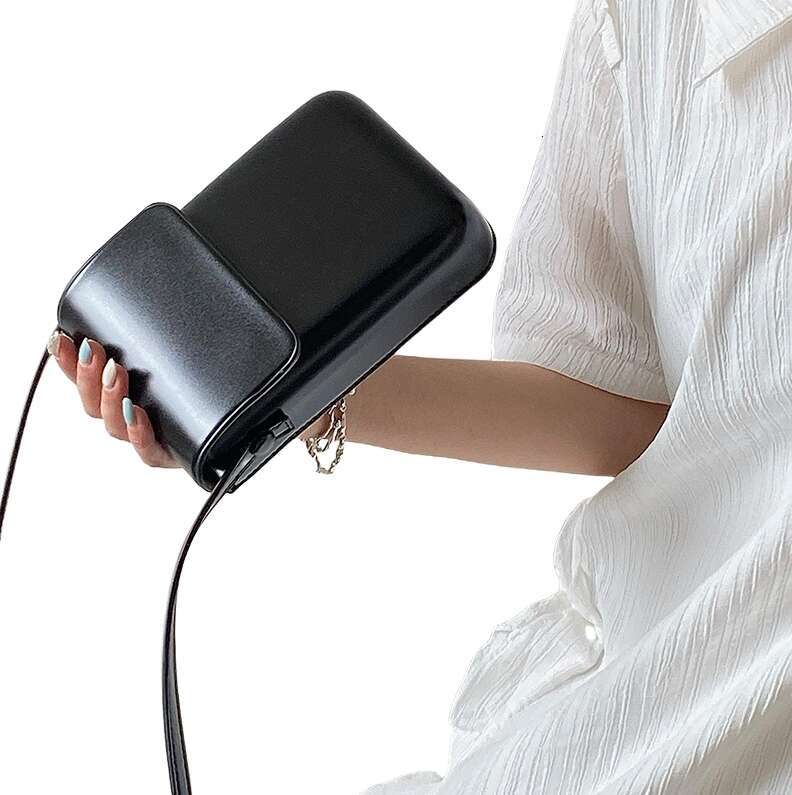 Designer Bags mobile phone bag Luxury small bag across the body Fashionable and versatile vertical single-shoulder small crossbody bag