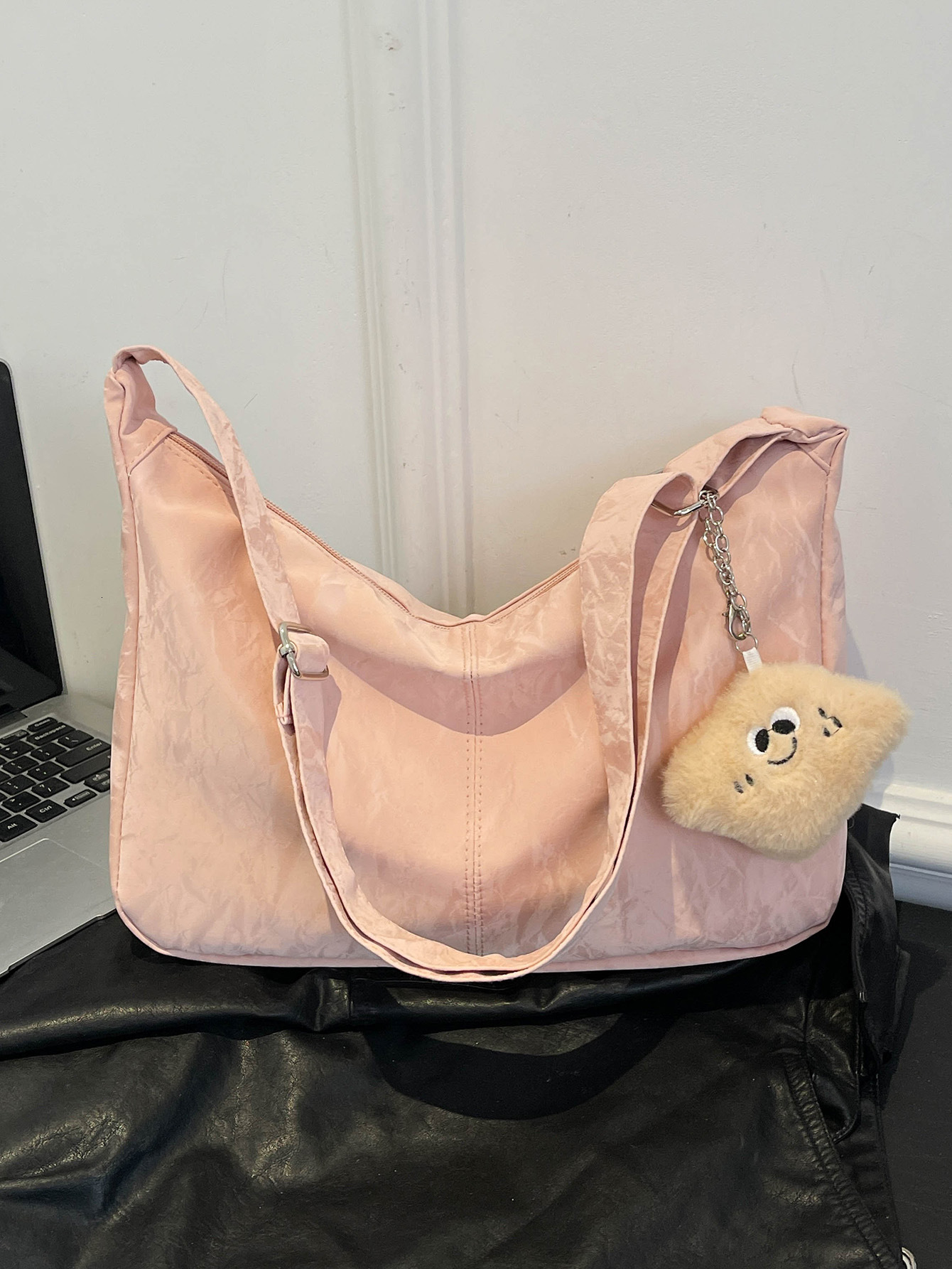 2025 Spring Summer New Fashionable Wide Shoulder Strap trend Shoulder Bag Fashion Trendy Shoulder Bag Women s Shoulder Bag Simple Style Crossbody Bag 