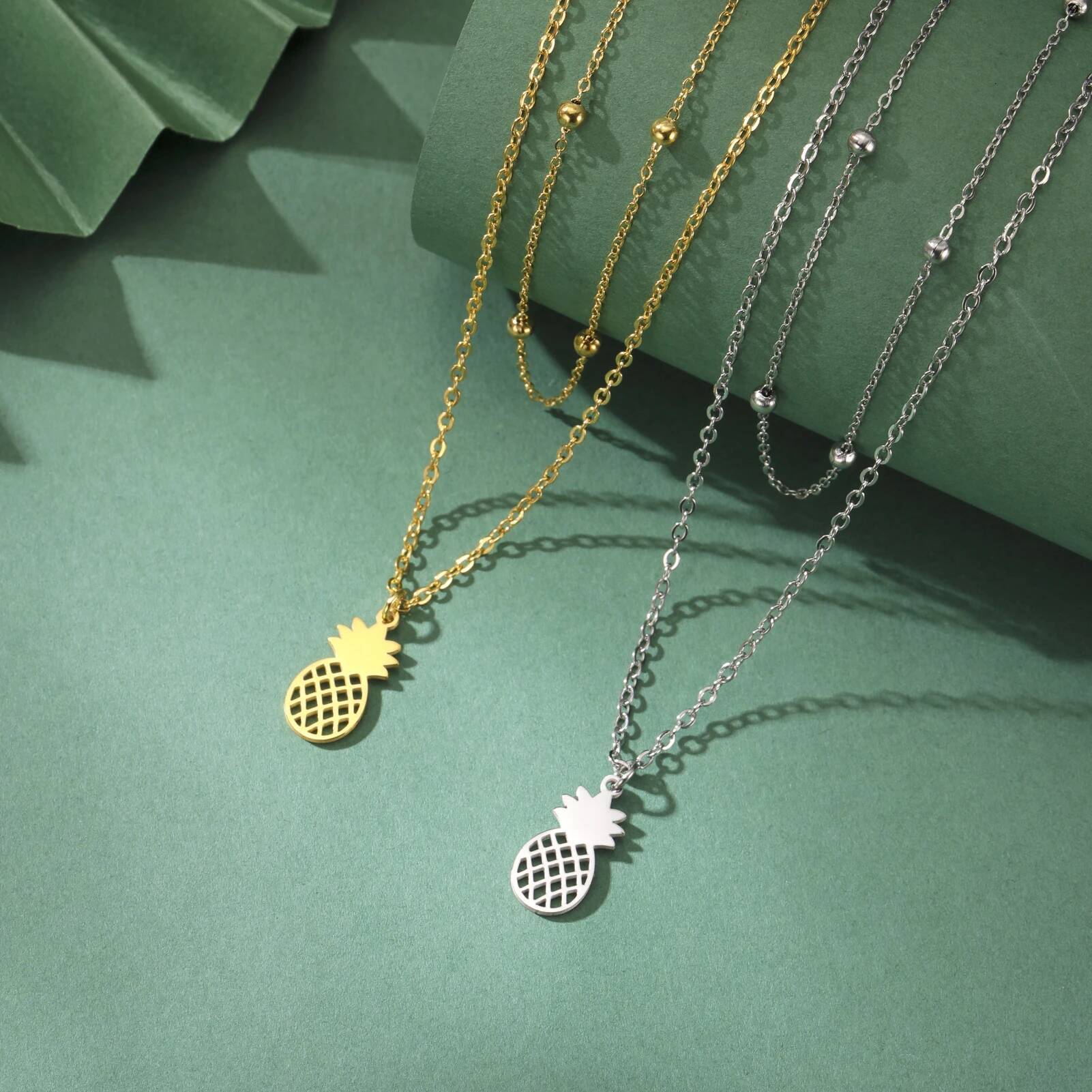 Dreamtimes Minimalist Pineapple Necklace for Women Man Charms Fruit Statement Cactus Stainless Steel Pendant Gifts Wholesale Jewelry for Women