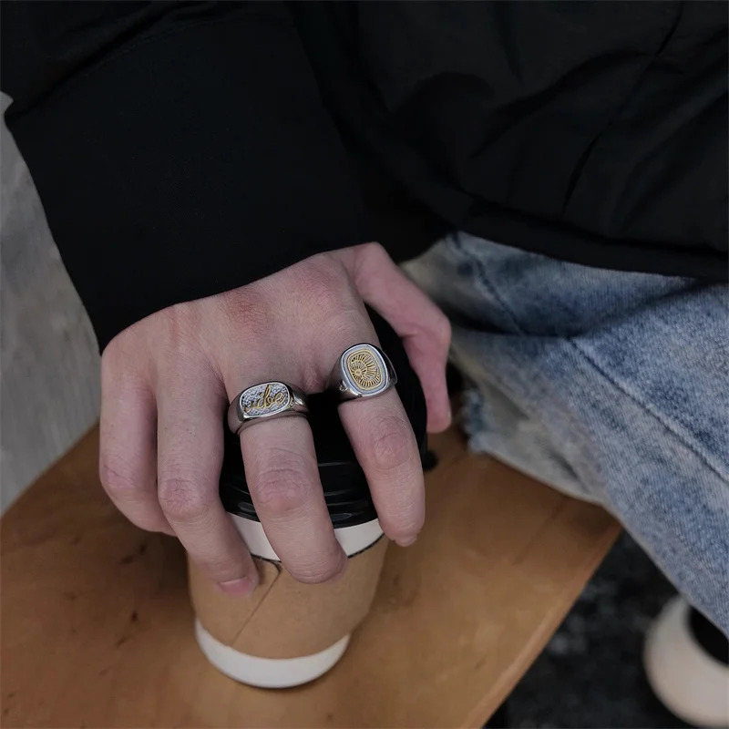 Japanese Letter Totem Steel Ring Men and Women Wearing Layered Couple Rings Niche High-end Steel Accessories 250730