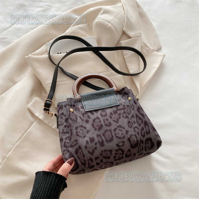 Trend Leopard Print Handbag Womens Tote Bag Shoulder Bag 2024 Autumn Winter New Bag Crossbody Bag H250806