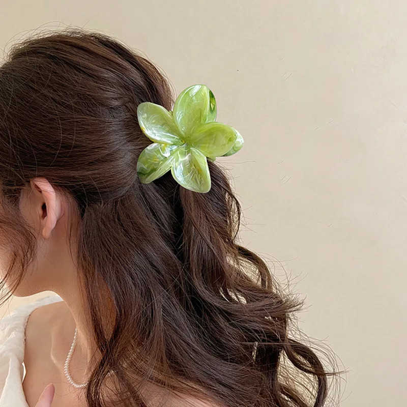 2025 New Blended Flower Hair Clip Grip Clip for Womens Back of The Head Disc Hair Clips Half Tie Hair Clips Headpiece U250807