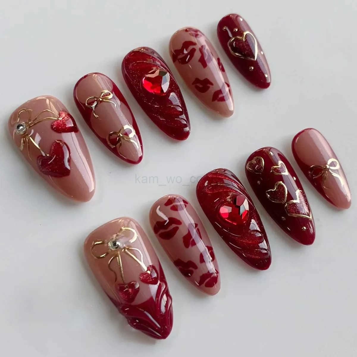 24pcs Gradient Pink Almond False Nail Tips Wearable Cats Eye Smudge Design Nails Set Press on Sweet Butterfly Flower Fake Nails M250807