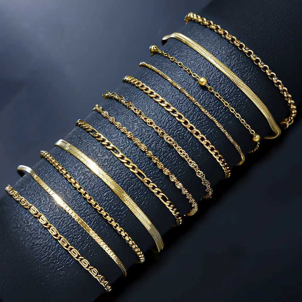 12pcs Fashion Stainless Steel Womens Bracelet Excellent Value Combination Gold Color Chain Bracelet Surprise Jewelry Gift W250807